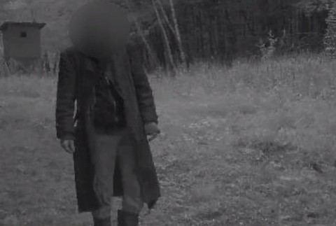 Nebezpečný "lesný" muž je už za mrežami.