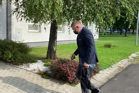 [multi] Fico na pojednávaní Kováčika 12007