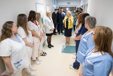 Zuzana Čaputová návšteva klinika nefrológia UNB (3)