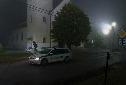 Polícia riešila kuriózny prípad: Farár pozýval ľudí cez facebook na omšu