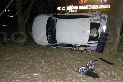 Piešťany, mama a babka s dieťaťom, nehoda