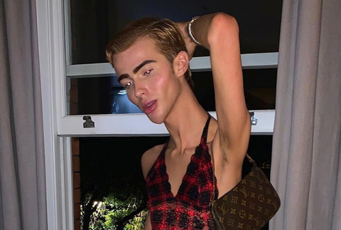 Snímka obrazovky 2021-11-30 o 13.55.25