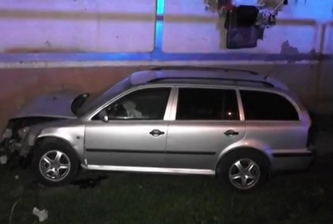 narazil do vlastného domu