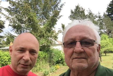 Dan Landa so svojim otcom