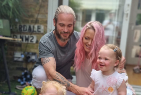 Hannah Spearritt s rodinou