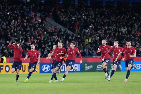 APTOPIX_Czechia_Denmark_WCup_Soccer229126205367000433 (1)