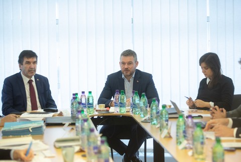 Pellegrini k výskytu koronavírusu na Slovensku:  Nie je dôvod na paniku