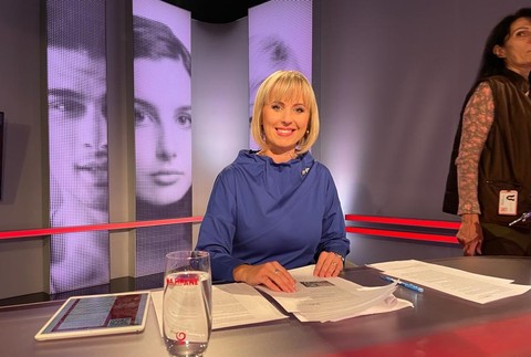 8e6c343c-dd40-4c6c-9f64-4d2f690284c1