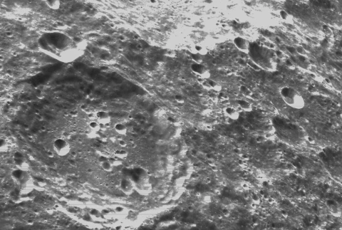 Odvrátená strana Mesiaca, Orion, Misia Artemis 1