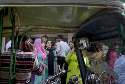 Zemetrasenie Irán Pakistan emiráty 3