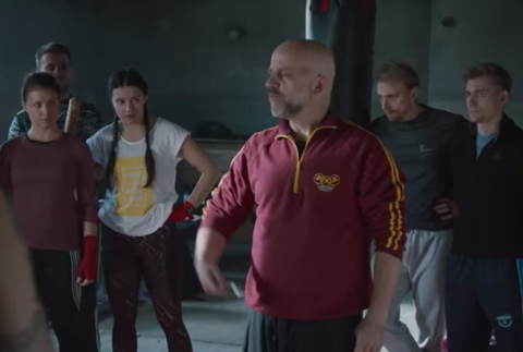 Prvok, šampón, tečka a Karel