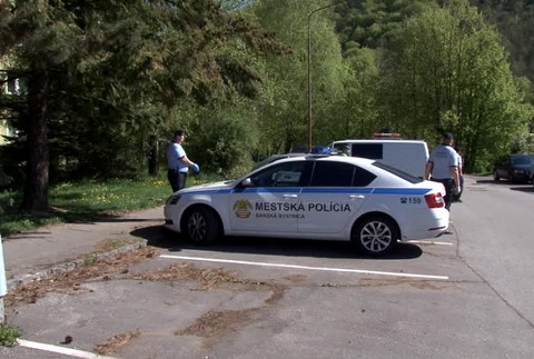 [multi] Zahadna smrt 1023