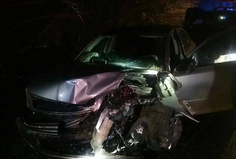 Polícia zasahovala pri hromadnej nehode. Zrazilo sa päť áut