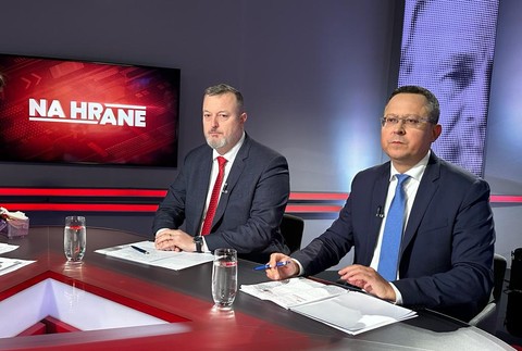 46967e76-3687-48f3-b789-9efbb4651d92