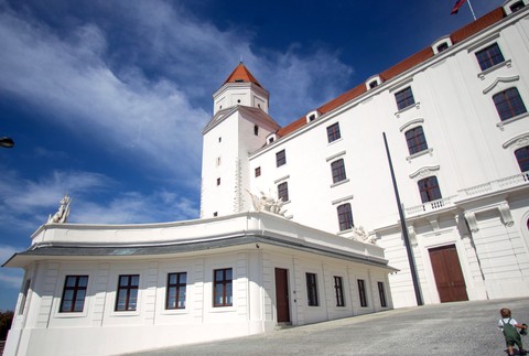 Bratislavský hrad hlavný vchod po rekonštrukcii 