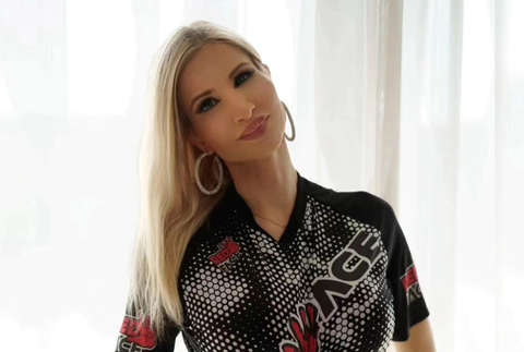 Zdenka Cerna. - Lulu Blonde