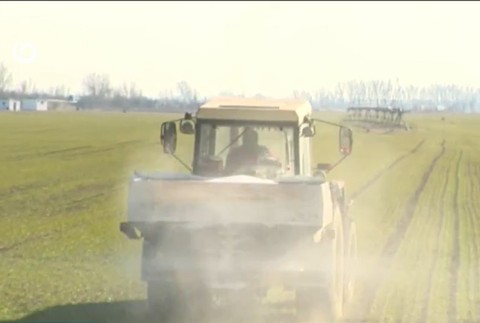 Agroministerstvo pripravilo novelu zákona o nadobúdaní vlastníctva poľnohospodárskych pozemkov.