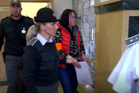 Muž skončil po hádke s bodnými ranami. Jeho priateľka ale záchranárov neprivolala