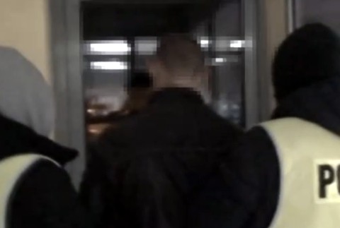 Brutálny príbeh zanedbávania. Deti jedli z misky so psom a namiesto slov vrčali