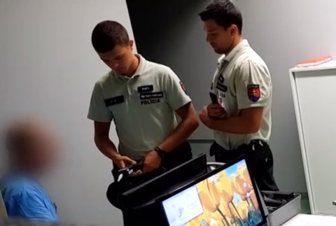 V nemocnici vystrájal podgurážený doktor. Na miesto privolali políciu