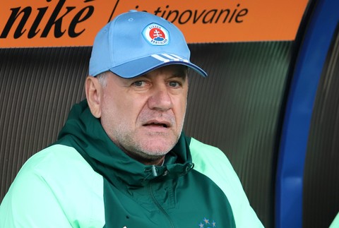 Tréner ŠK Slovan Bratislava Vladimír Weiss