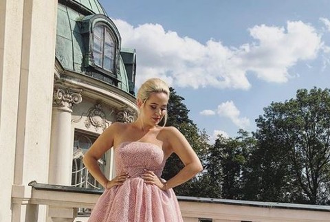 Dominika Mirgová v novom klipe