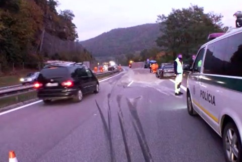 Kamionista po nehode nafúkal takmer tri promile.