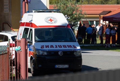 Útok na škole v Staškove