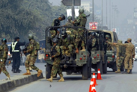 Pakistan - Taliban zajal 500 študentov, 84 mŕtvych 3
