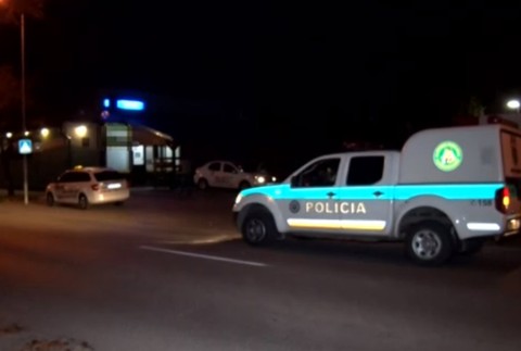 V taxíku bodli muža do hrude. Nepomohol mu ani okamžitý prevoz