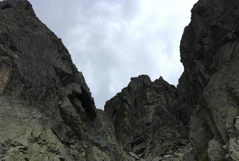 Tragédia v Tatrách. Telo turistu z Litvy našli v žľabe 