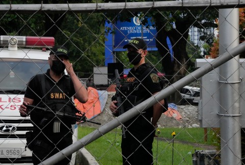 Streľba na univerzite