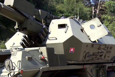 Dubnica zbrojárstvo5492