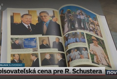 Exprezident Rudolf Schuster získal spisovateľskú cenu. 