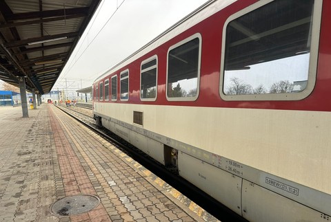 Vykoľajený vlak v Košiciach