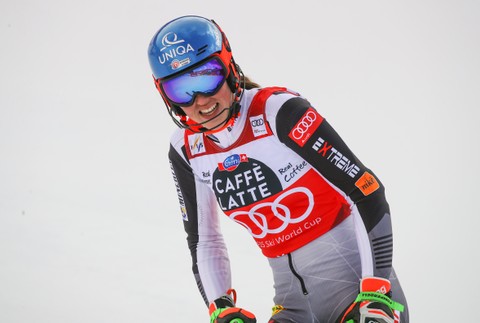Switzerland_Alpine_Skiing_World_Cup_00848-438a2d93506f424d8cff58f18aabc0c8