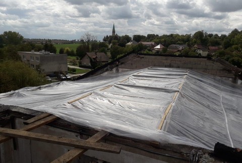 Oprava strechy po požiari v materskej škole