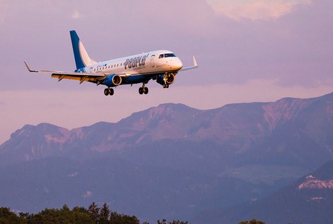 Lietadlo, People‘s Viennaline