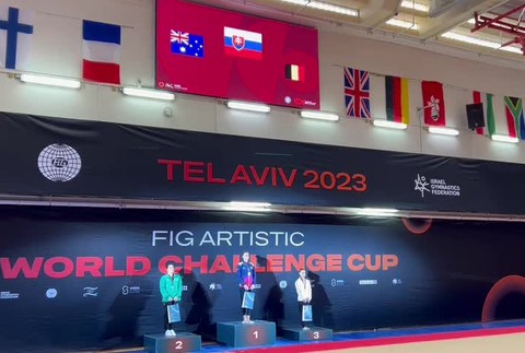 [multi] Slovenská gymnastka Barbora Mokošová 2036