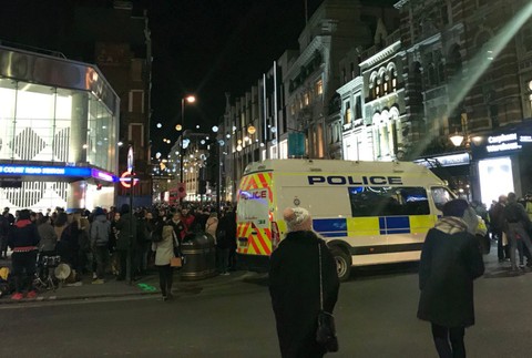 Útok na Oxford Street 6