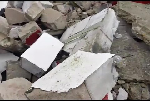 Na tínedžera sa zvalil múr v Jelke