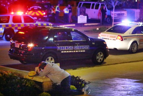 Charleston, streľba v kostole