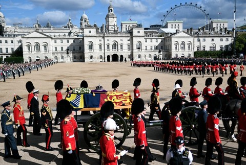 Britain_Royals_28912-f56dffe7c21545708cefa478d793af3f