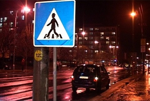 zrazená žena na priechode Topoľčany