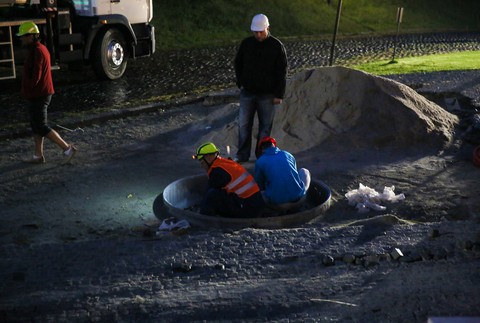 Stožiar pred parlamentom už stojí