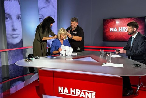 3b5f7c83-4195-401b-ac59-8277577efcba