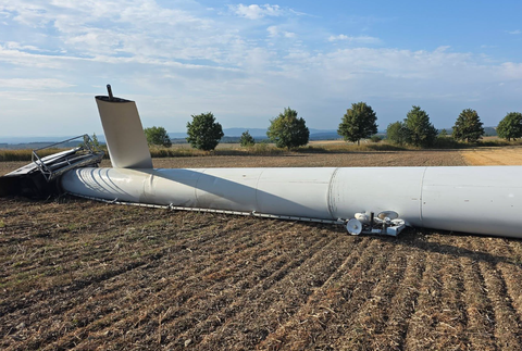 V Česku spadla veterná elektráreň 2