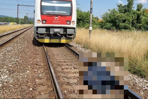 Muž neprežil zrážku s vlakom