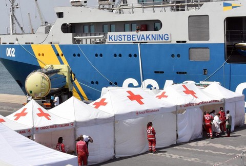 Taliansko kolabuje pod náporom migrantov.jpg