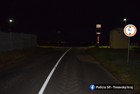 Nehoda na priecestí. Vlak tlačil auto pred sebou až 200 metrov